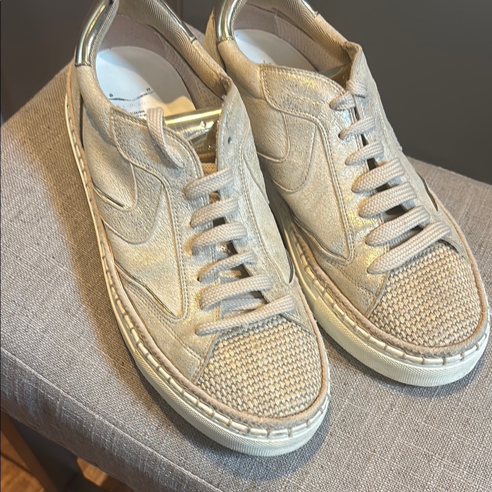 Voile Blanche sz 40 metallic sneakers